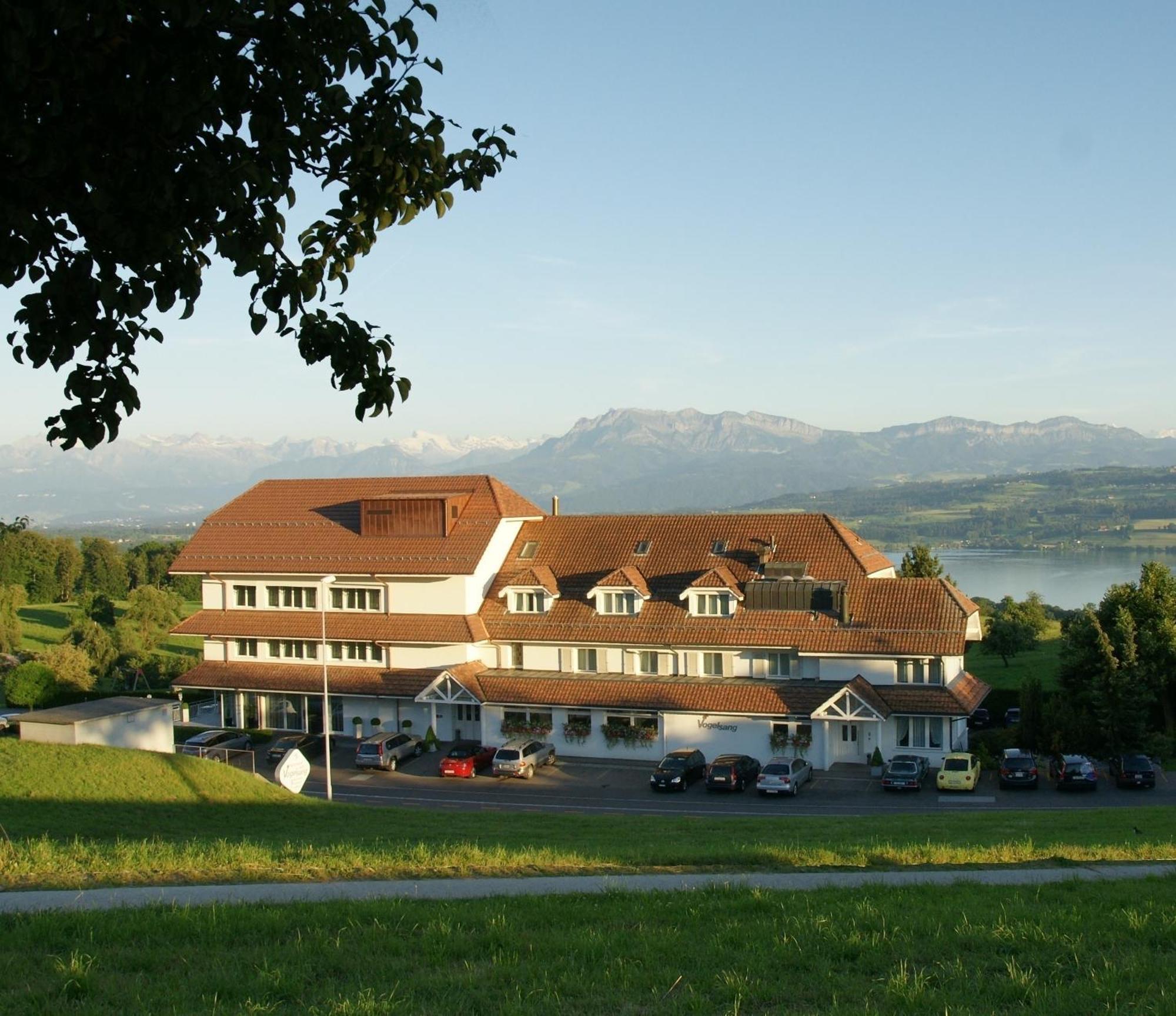 Hotel Restaurant Vogelsang Eich Esterno foto